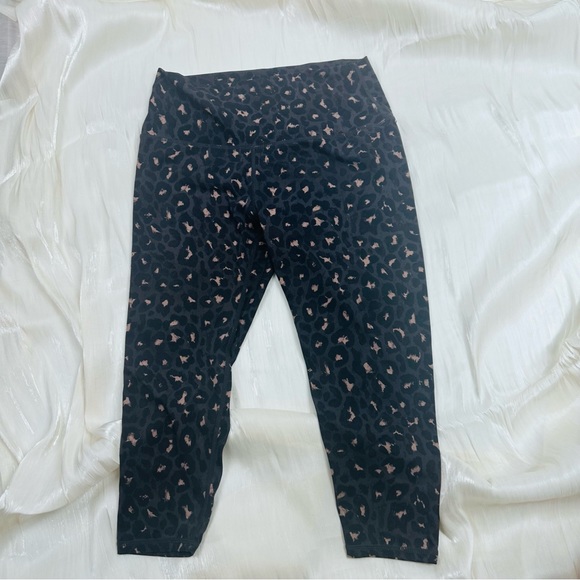 Varley Montero Leggings Cropped Molten Leopard Animal Print Women's Size M Soft - Picture 10 of 10
